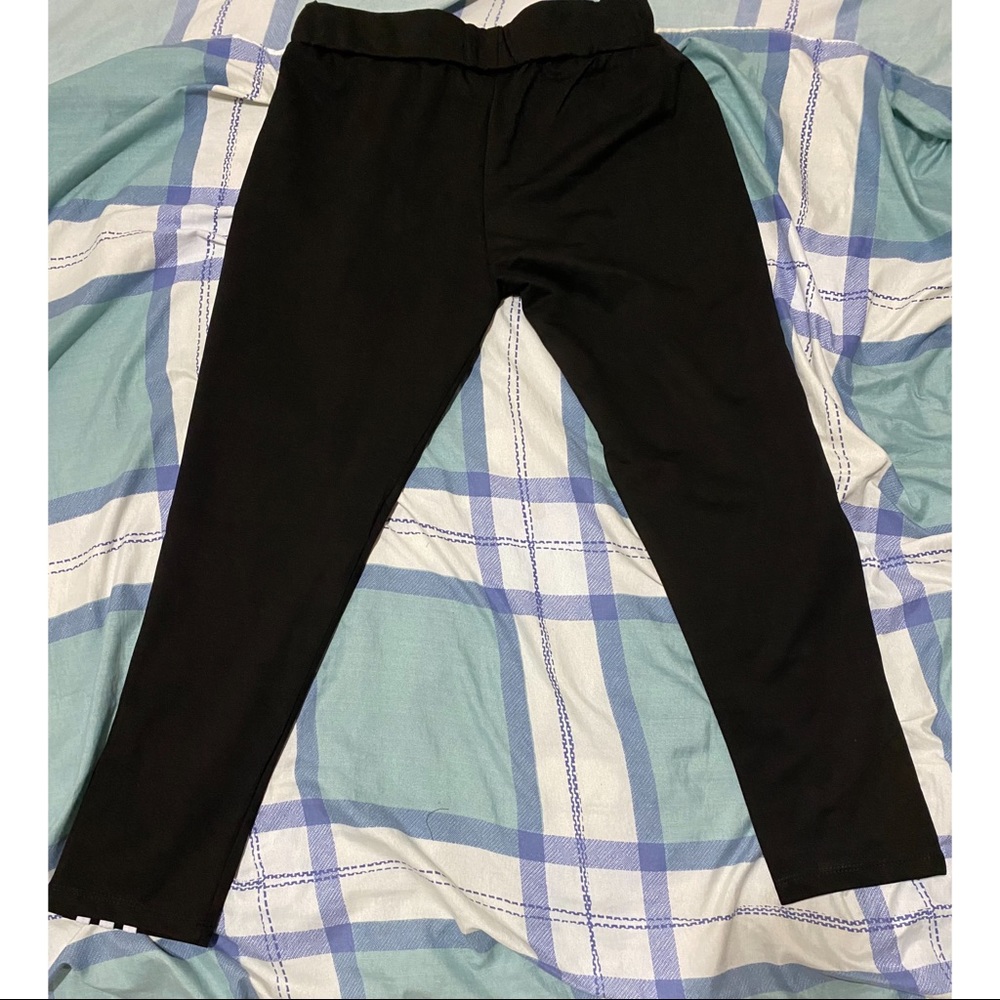 Straight fit Legging.